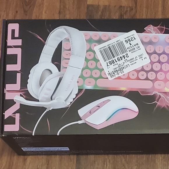 LVLUP 3 in 1 Gaming Set - Gaming Headset. Mouse & Keyboard (NEW) - Picture 2 of 6